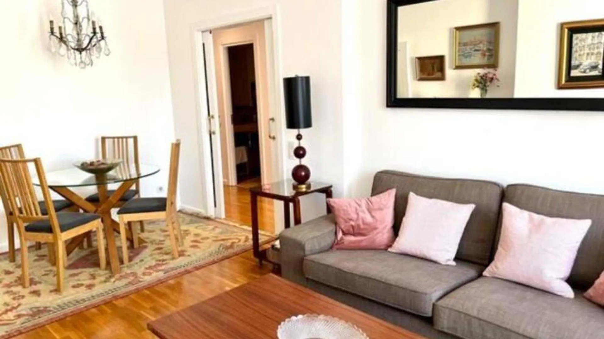 Apartamento Con 2 Dormitorios, Elegante Y Centrico En Rambla Catalunya - Es-341-2 Barcelona Apartment